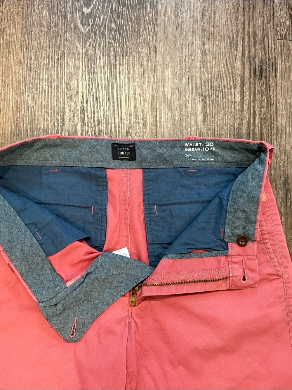 J.Crew Stretch Chino Shorts Men’s 30 Coral Pink red 10” Inseam Lightweight